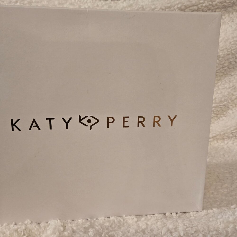 Katy Perry Shoes - Womens 9.5M - The Daarling Combat Boot CHALK - BNIB - Picture 3 of 7